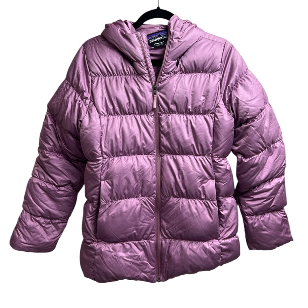 Patagonia Women’s Small Burgundy Goose Down Puffer Jacket Coat Hooded